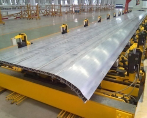 Profil Aluminium 6N01 untuk kendaraan kereta api